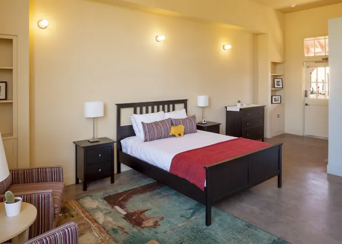 Sonoran Desert & Conference Center Hotel 2*